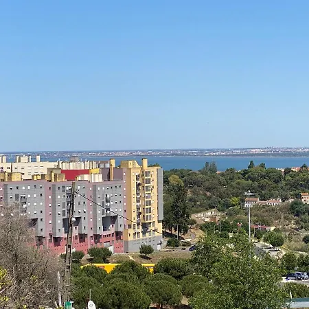 Flora's Lejlighed Lisboa